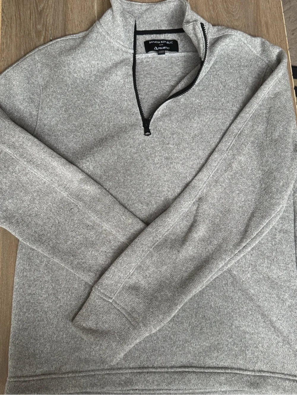 Banana Republic Men’s Heather Light Gray Quarter-Zip Pullover with Black Trim